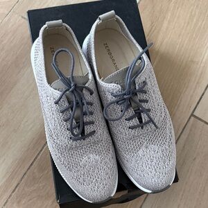 Cole Haan✨ COMFY Zerogrand Light Gray Knit Sneakers (Size 6)